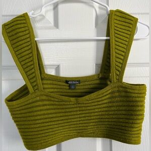 Sweater Cropped Tank